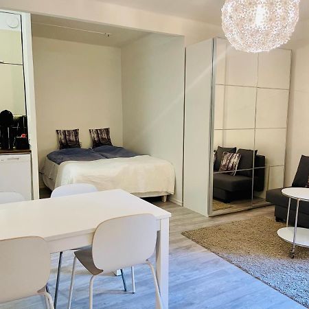 Upea Yksioe Aivan Helsingin Keskustasta Apartamento Helsínquia Exterior foto
